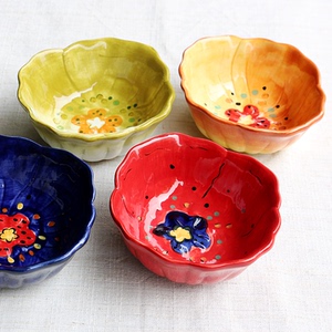 创意手绘彩色花瓣碗可爱米饭碗个性甜品碗情侣碗陶瓷家用小碗餐具