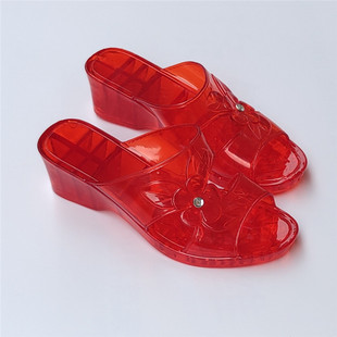 5公分拖鞋女夏季时尚外穿高跟坡跟凉鞋妈妈新款水晶透明软底防滑
