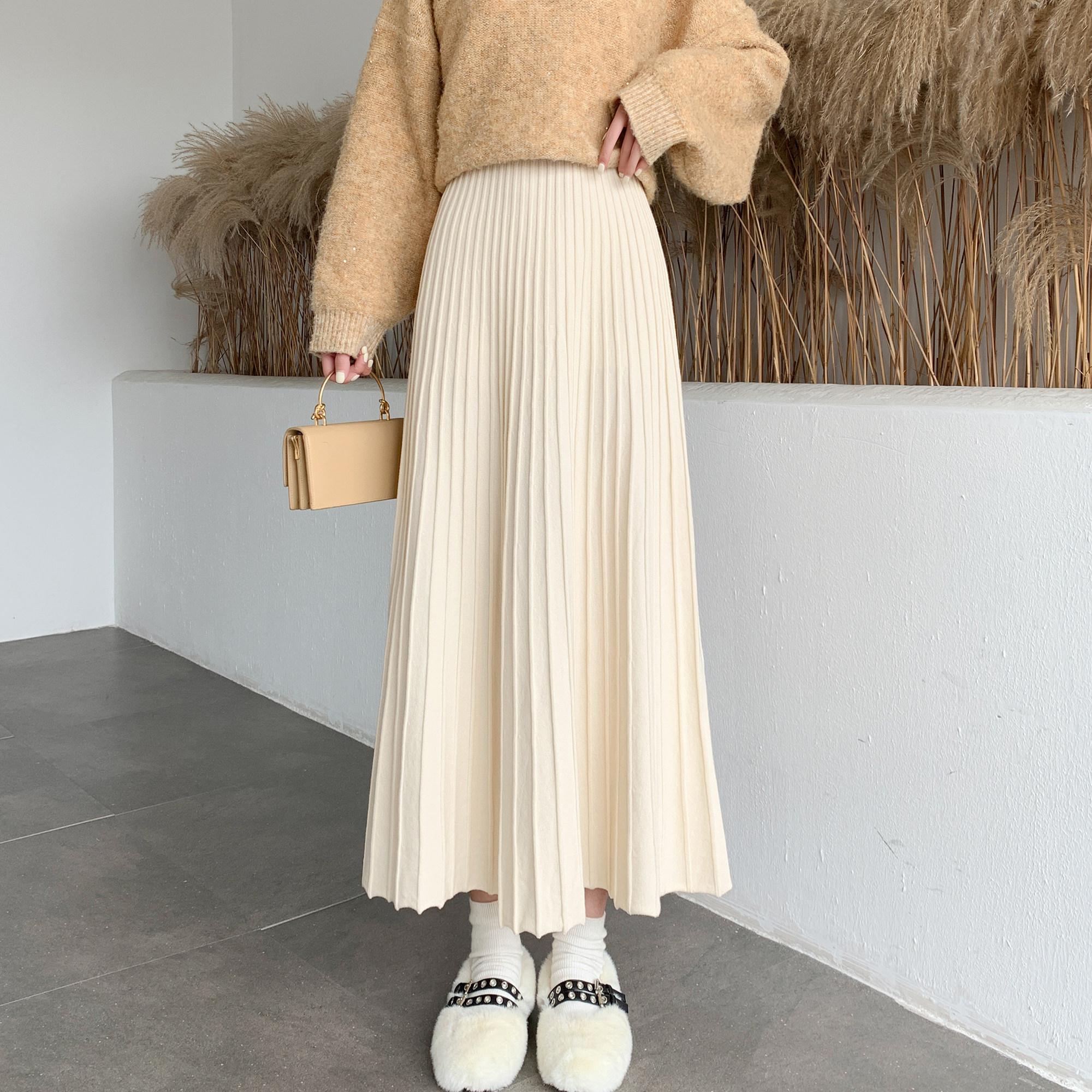 百褶针织半身裙