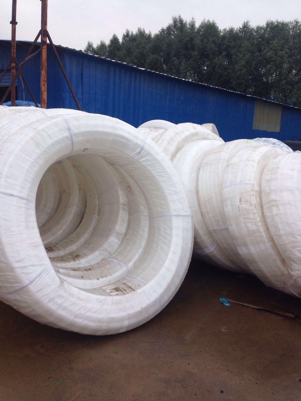 纯新料63二寸pe白管自来水管预埋管风投饲料管路灯穿线管塑料盘管