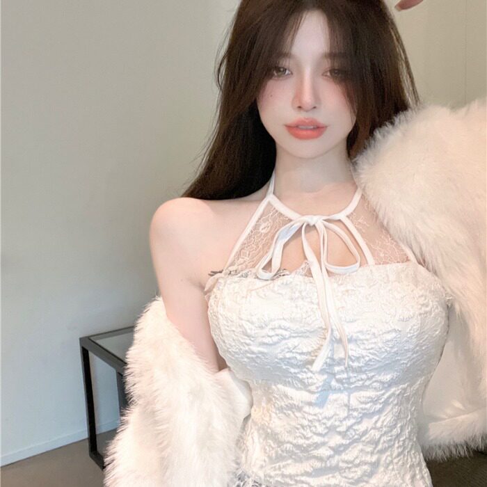 纯欲风挂脖小吊带内搭外穿女主播衣服ins显胸大辣妹短款吊带背心