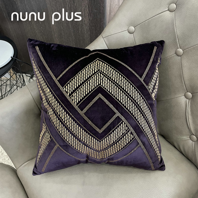 高贵紫色闪钻天鹅绒紫客厅沙发卧室抱枕样板间美式轻奢靠垫靠包