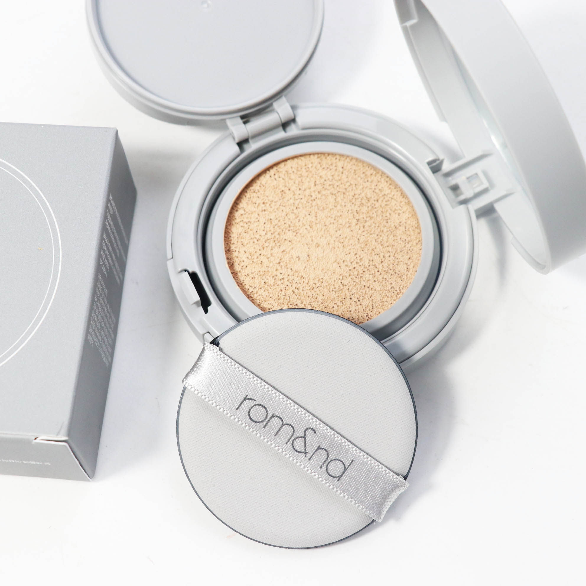 【上海】romand轻盈持妆雾面遮瑕zero气垫粉底 emma年度爱用底妆