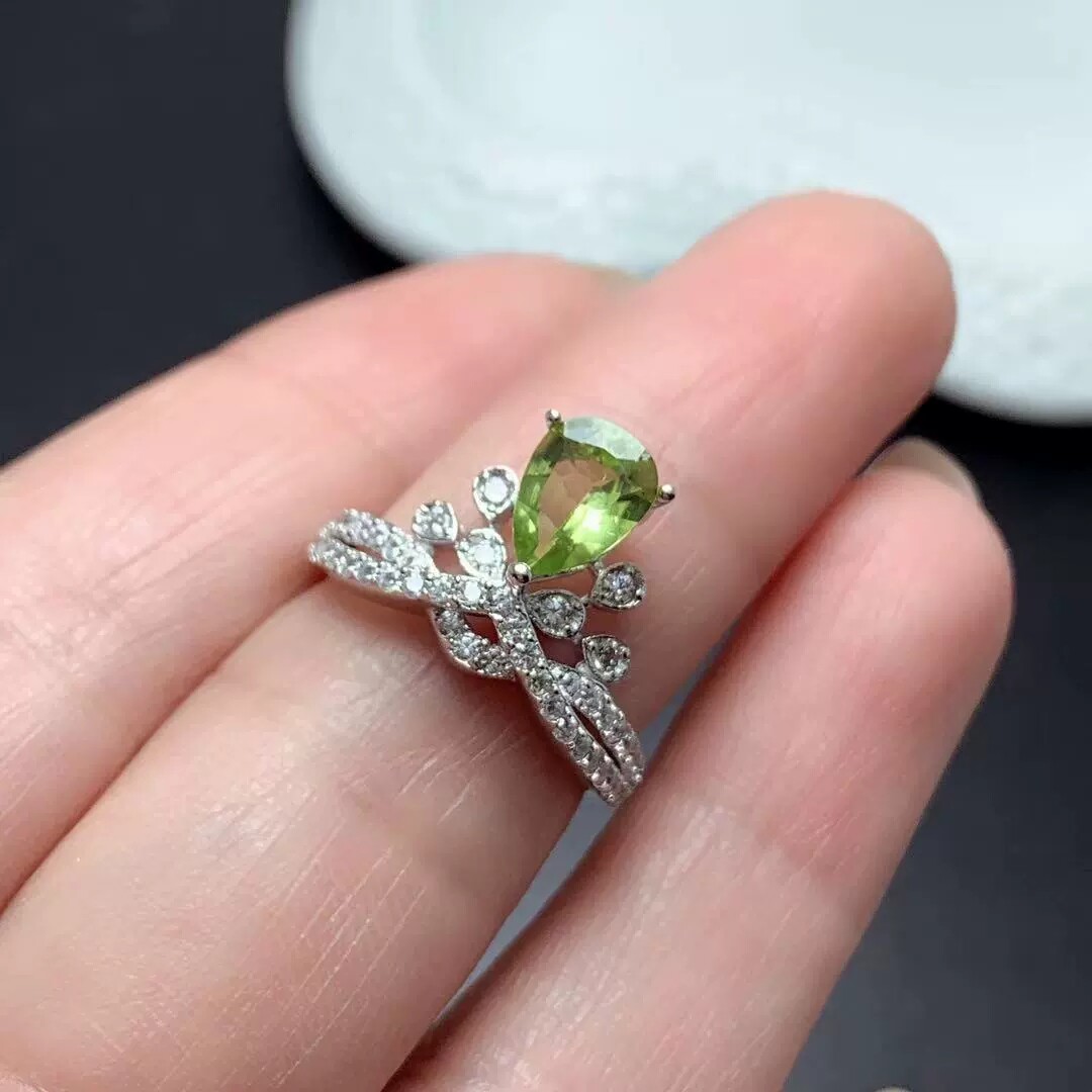 欧美跨境复古气质彩宝女戒925银镶嵌皇冠宝石尾戒天然海蓝宝戒指