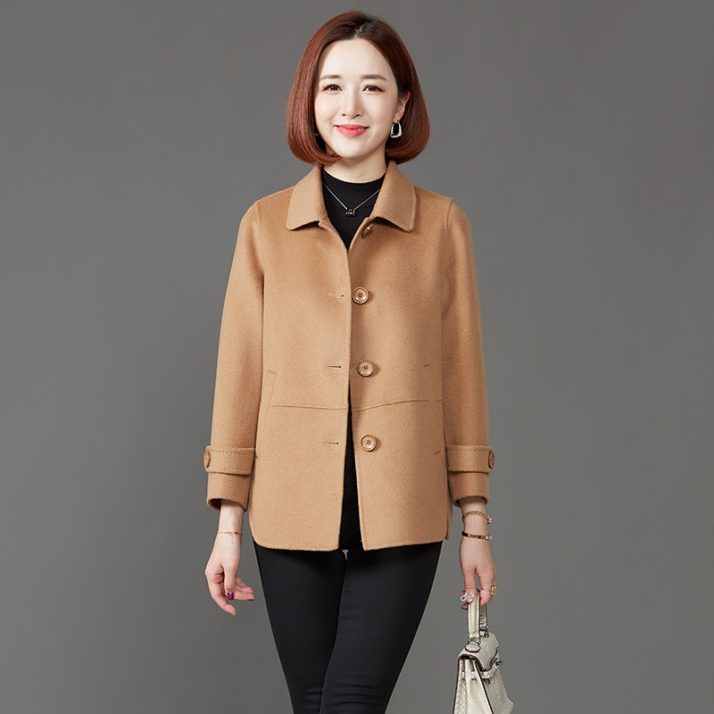 妈妈春秋装短款双面呢外套中年妇女装洋气上衣中老年秋冬羊绒大衣