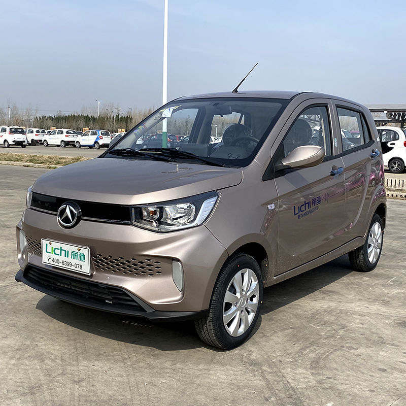 新能源丽驰v8电动轿车代步四轮车成人油电两用家用接孩子女士