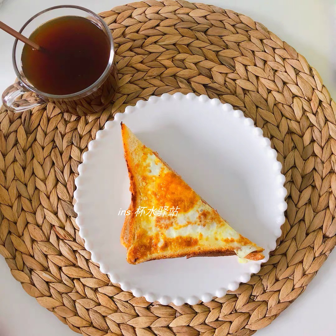 ins纯白盘简约陶瓷平盘西餐盘蛋糕甜品盘沙拉碗早餐碗一人食摆拍