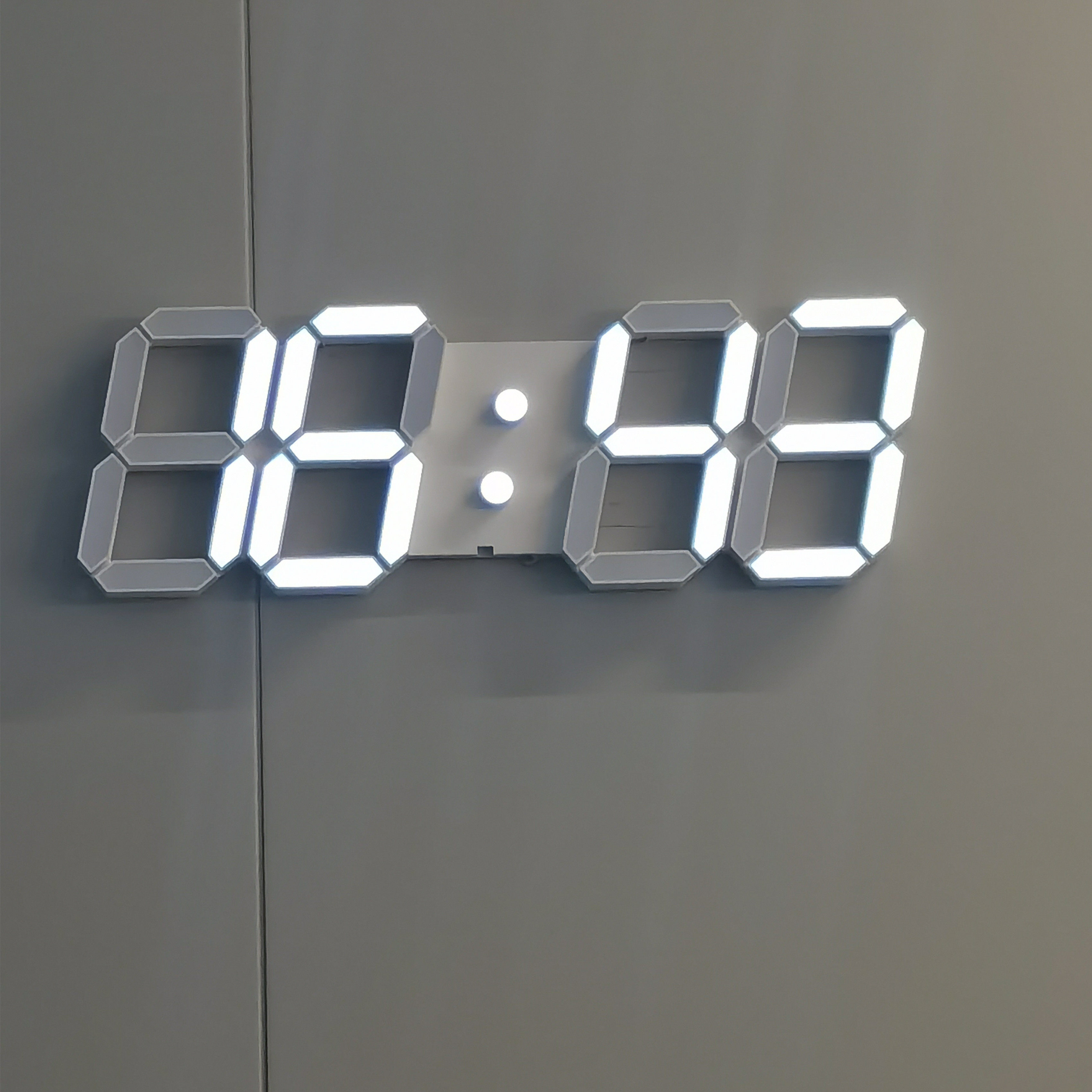 led电子钟表挂钟