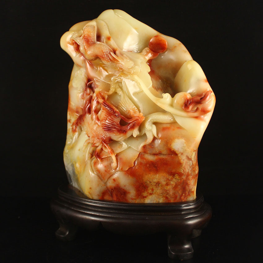 2765克精美寿山石精雕游龙戏凤摆件