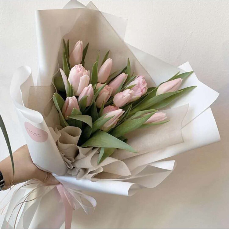 西安鲜花情人节郁金香网红花束同城速递韩式混搭花束生日祝福