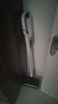 小狗吸尘器和戴森比较有什么优缺点,小房子适合用吗?