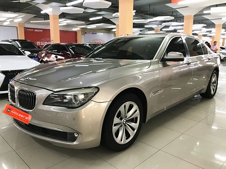 d 宝马7系 2011年 730li 精品车