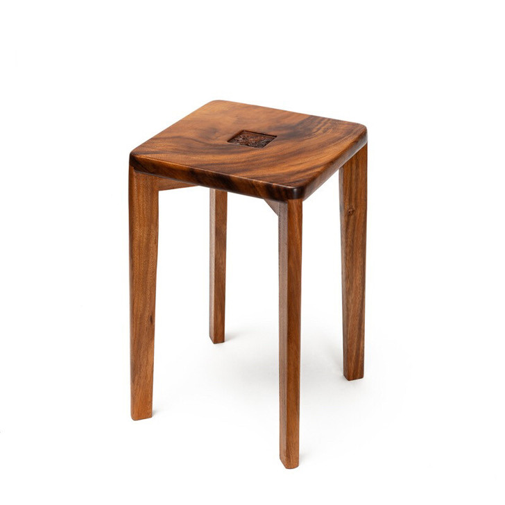 厂家直销南美胡桃木独板雕花高脚方凳设计师款家用凳子