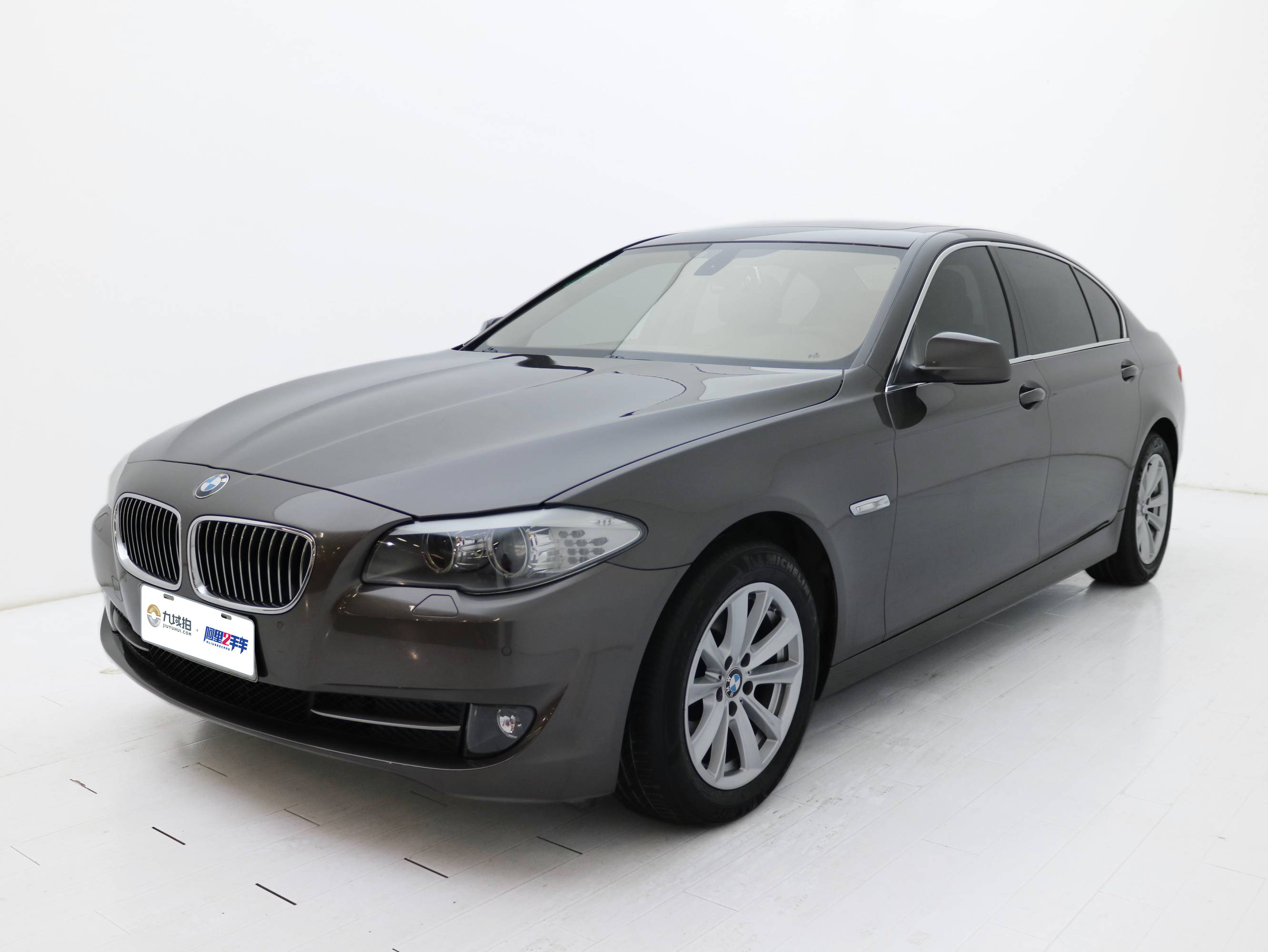 2012款 宝马5系 523li 领先型-上海