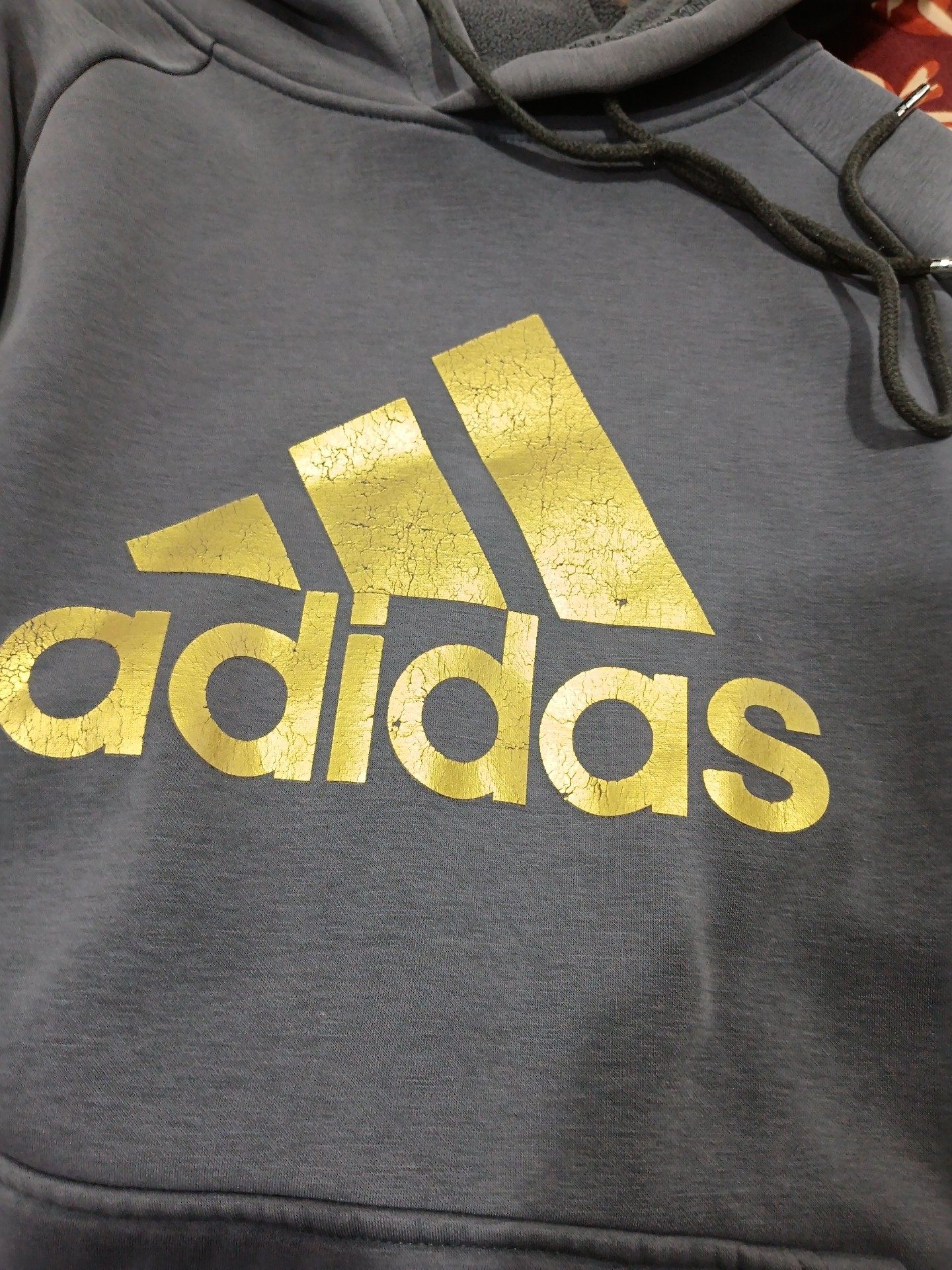 阿迪达斯灰色连帽卫衣包邮，