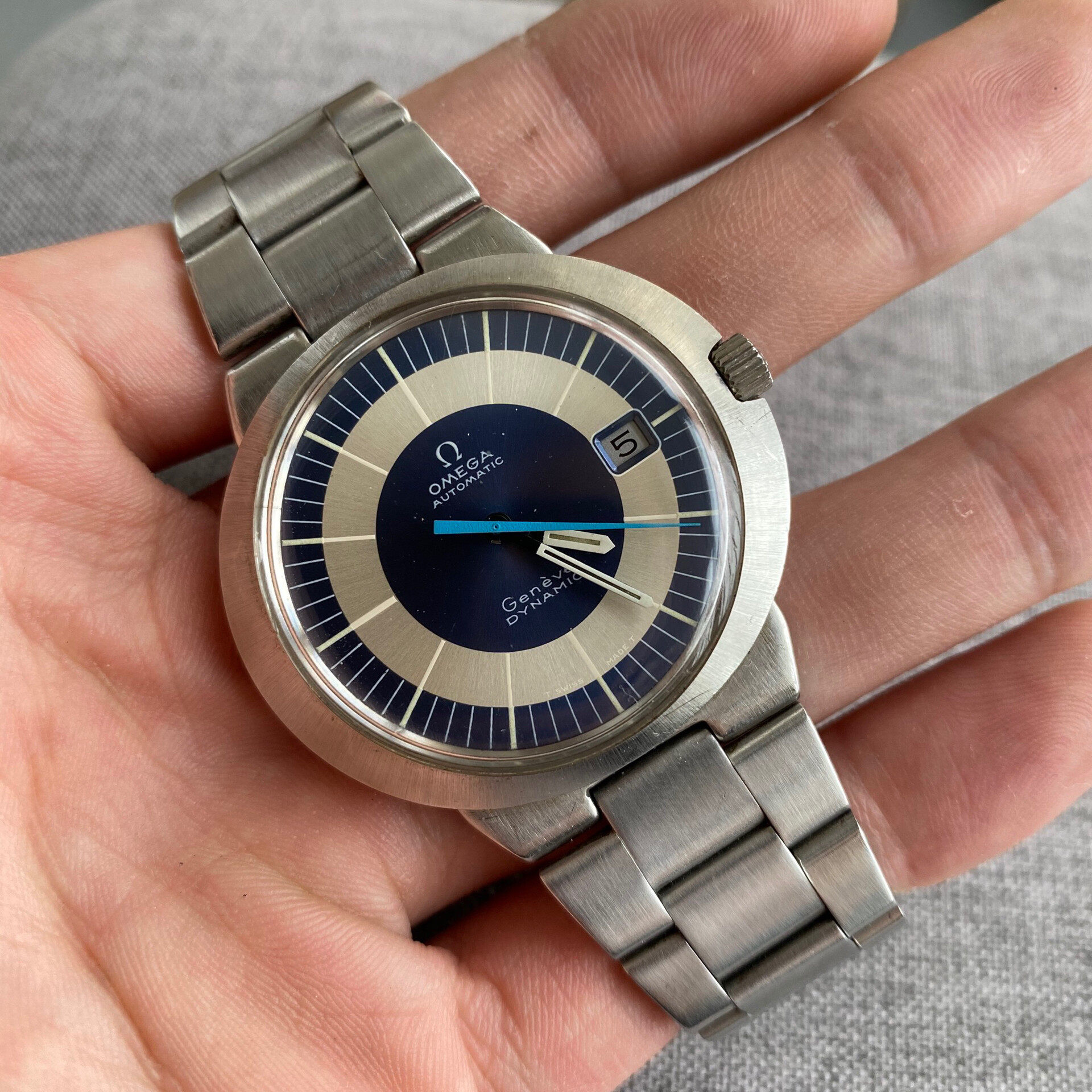 欧米茄565日内瓦系列怪娃娃古董表欧米茄日内瓦系列