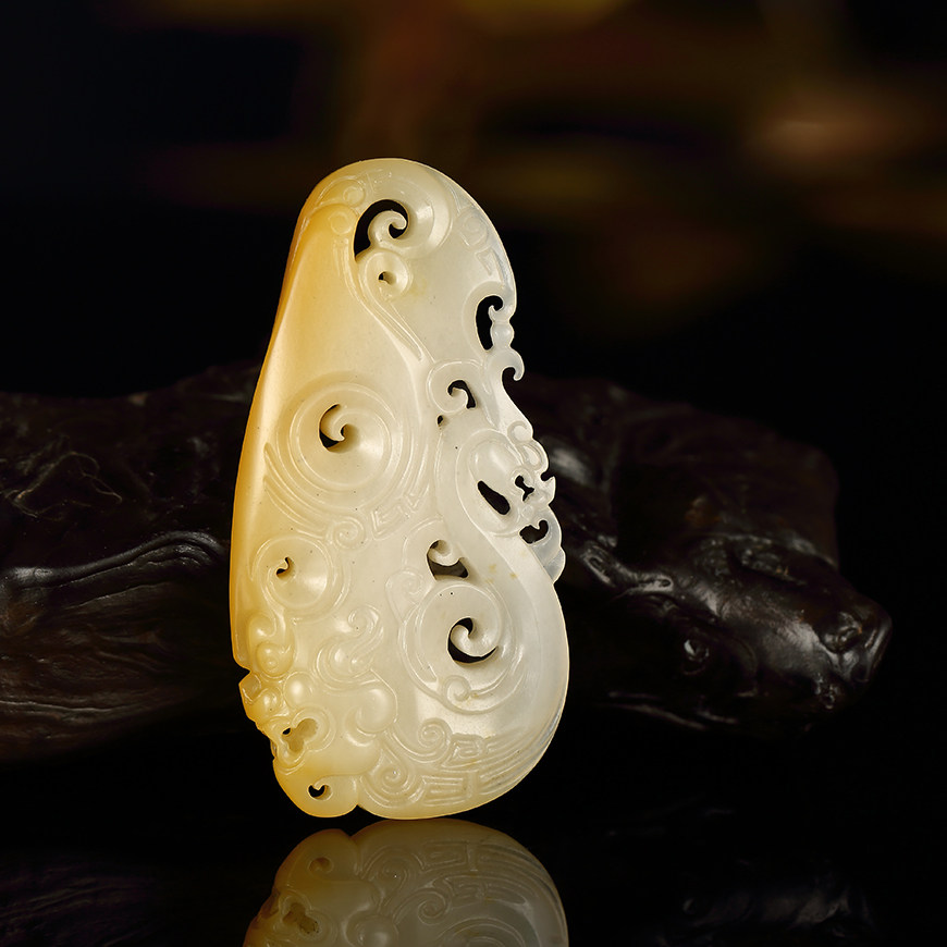 苏州玉雕馆新疆和田玉洒金皮籽料仿古凤平安吊坠女17克镂空福挂件