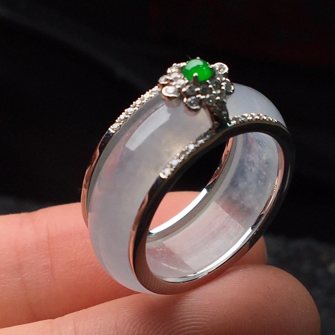 18k金豪华镶嵌缅甸老坑纯天然翡翠a货高端奢华高冰种起胶戒圈戒指