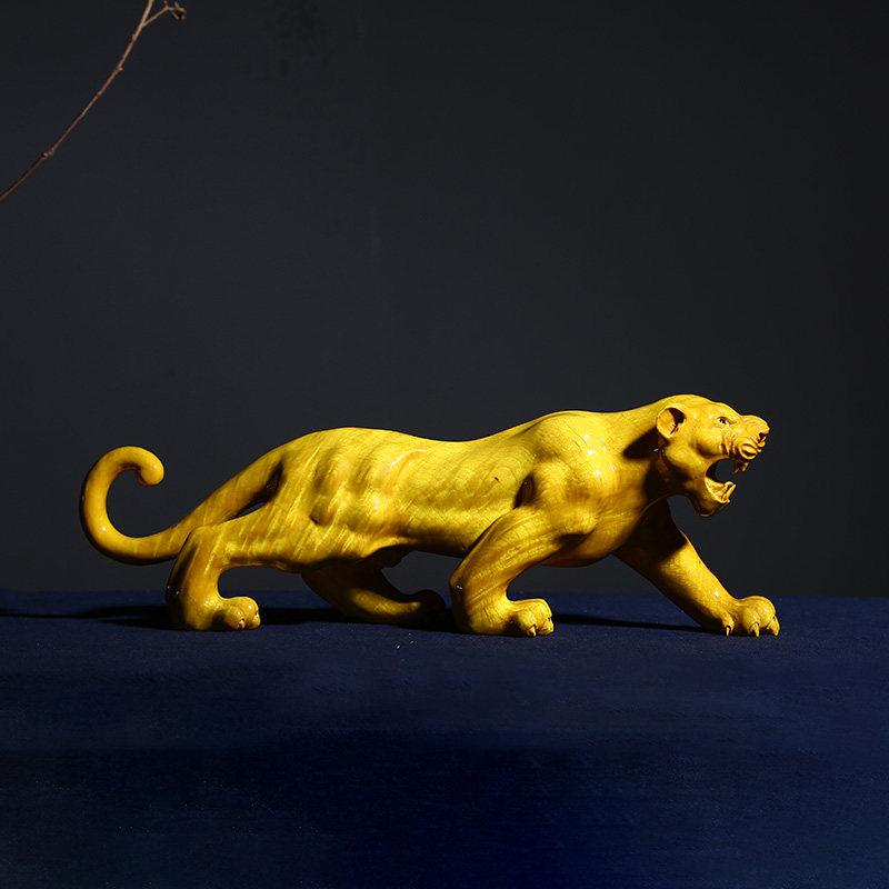 楠木木雕一路豹发寓意财运滚滚来办公桌书房木雕装饰摆件