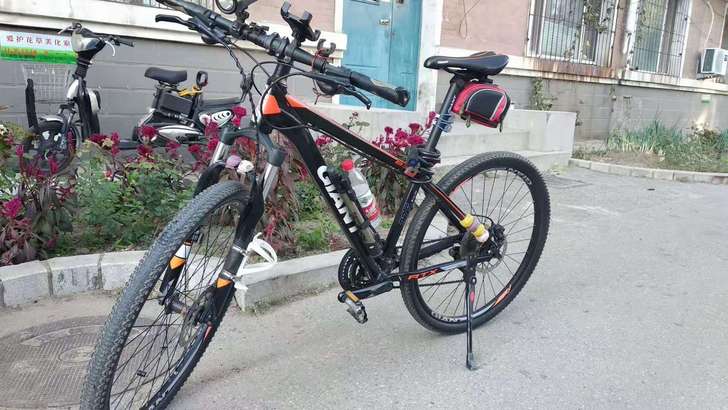 沈阳17年正品门店购买捷安特atx830,车架27.