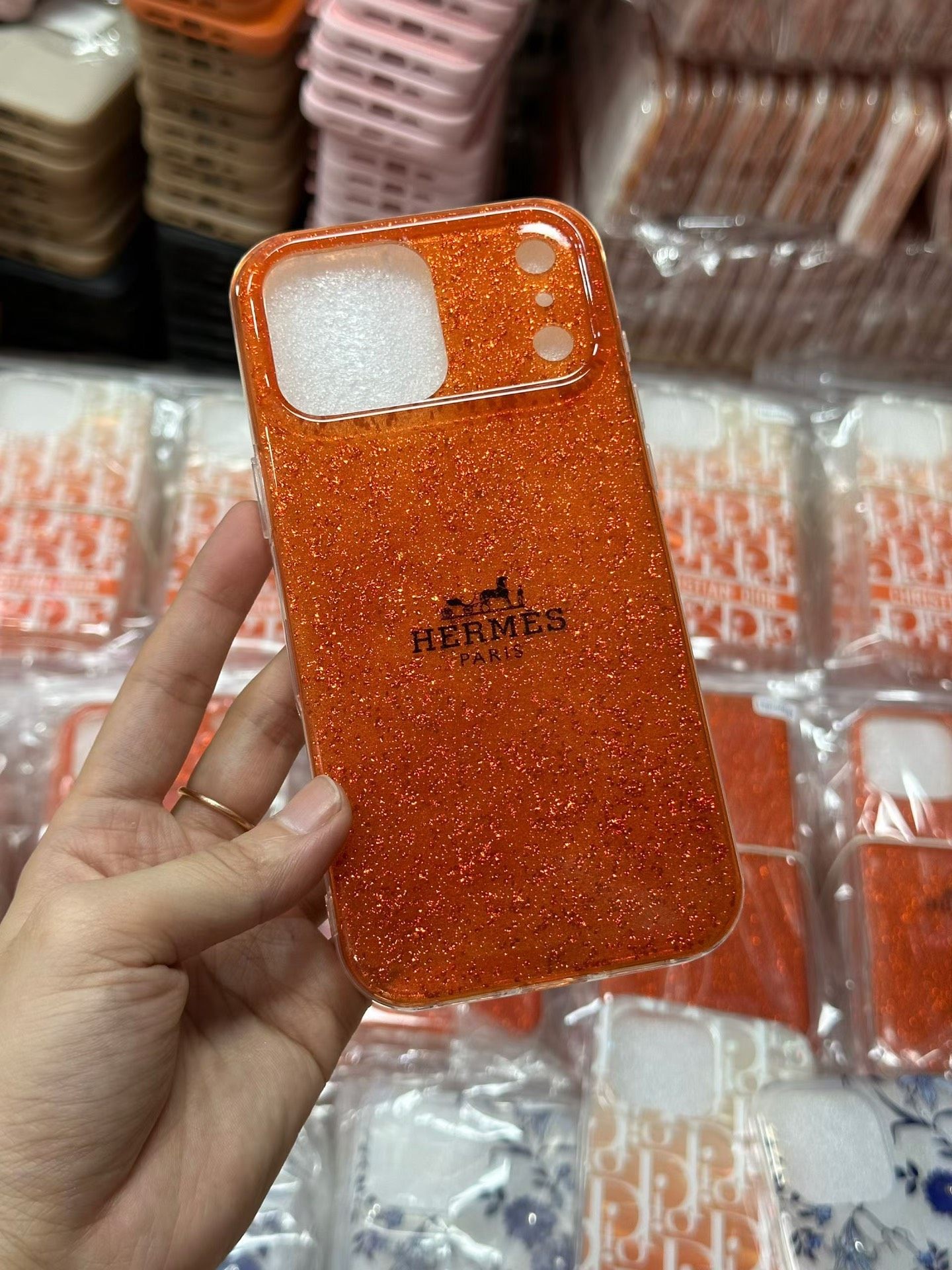 实拍全新 轻奢爱马仕橙 闪粉贝壳纹D家手机壳