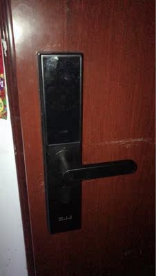 吐槽求助提醒：VOC指纹锁怎么样，哪款比较好用的？大家推荐下