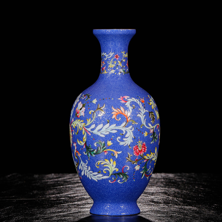 珐琅彩天蓝地折花纹灯笼式瓶 故宫特邀陶瓷修复人