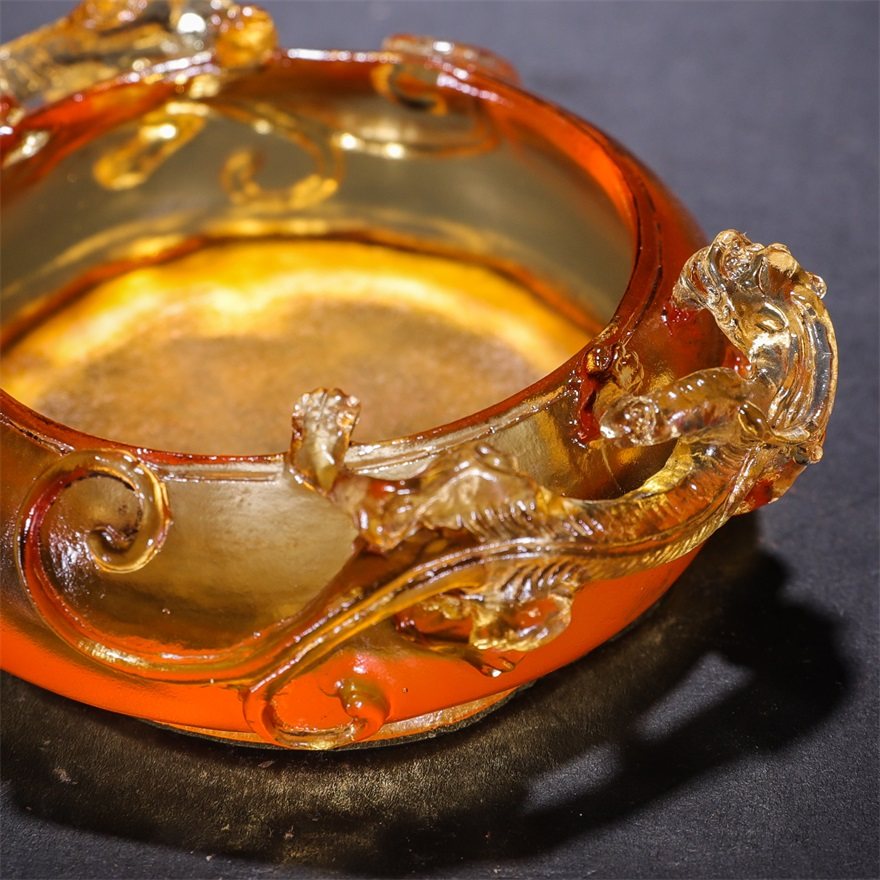 仿琥珀料器双螭龙耳杯 a352