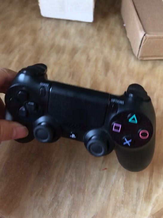 ps4原装手柄按键灵敏