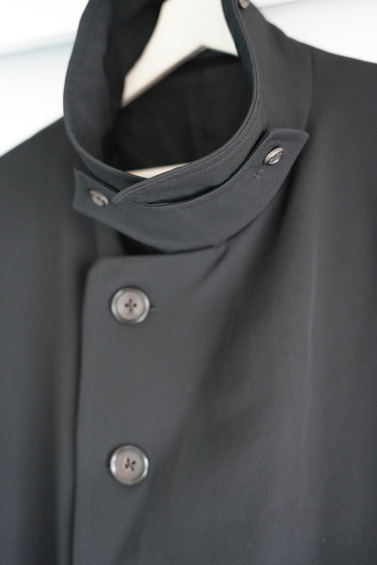 Yohji Yamamoto 92AW Diagonal Button Jacket — detail