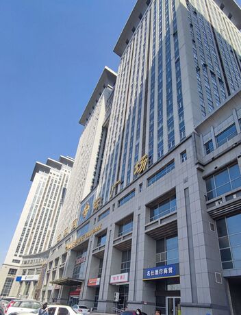 95,济南市历城区二环东路3966号东环国际广场191(现为a1-52)车位