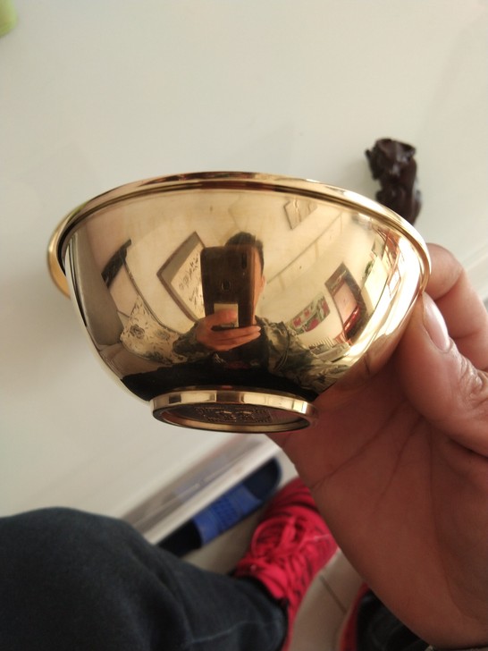 纯新小铜碗一对直径10厘米高4.2厘米有喜欢的可以私聊啊