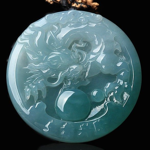 精品拍卖天然翡翠a货老坑冰糯种青底龙牌吊坠35.09g