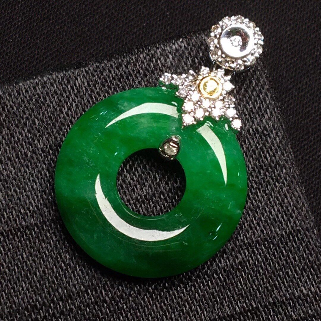 18k金镶嵌纯天然缅甸正品高端玉器a货翡翠冰种满色甜甜圈吊坠玉坠