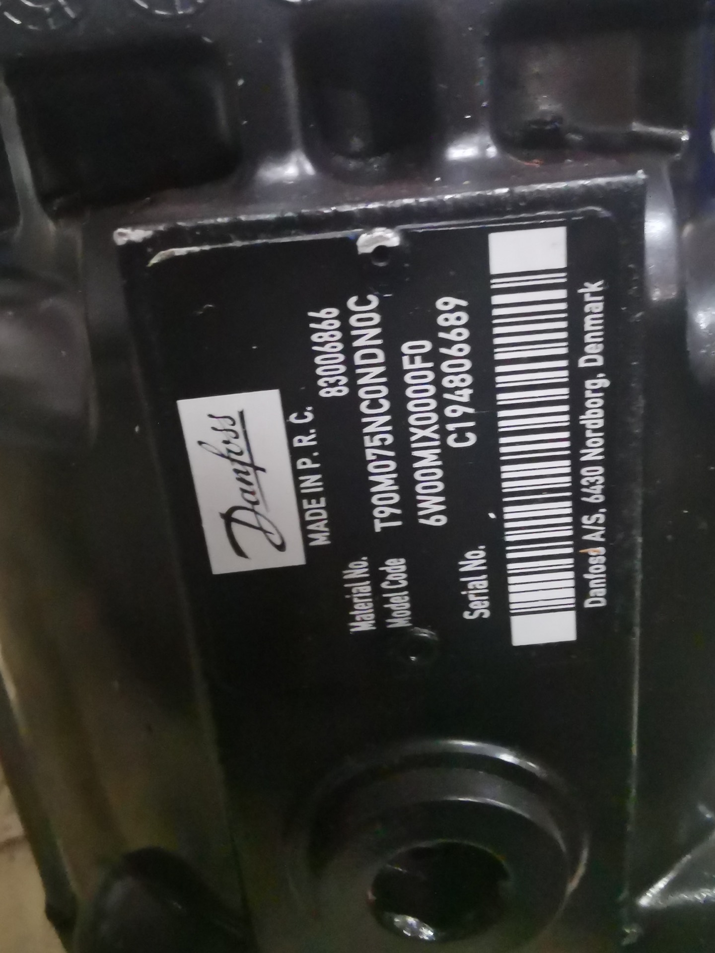 Sauer Danfoss 90L075