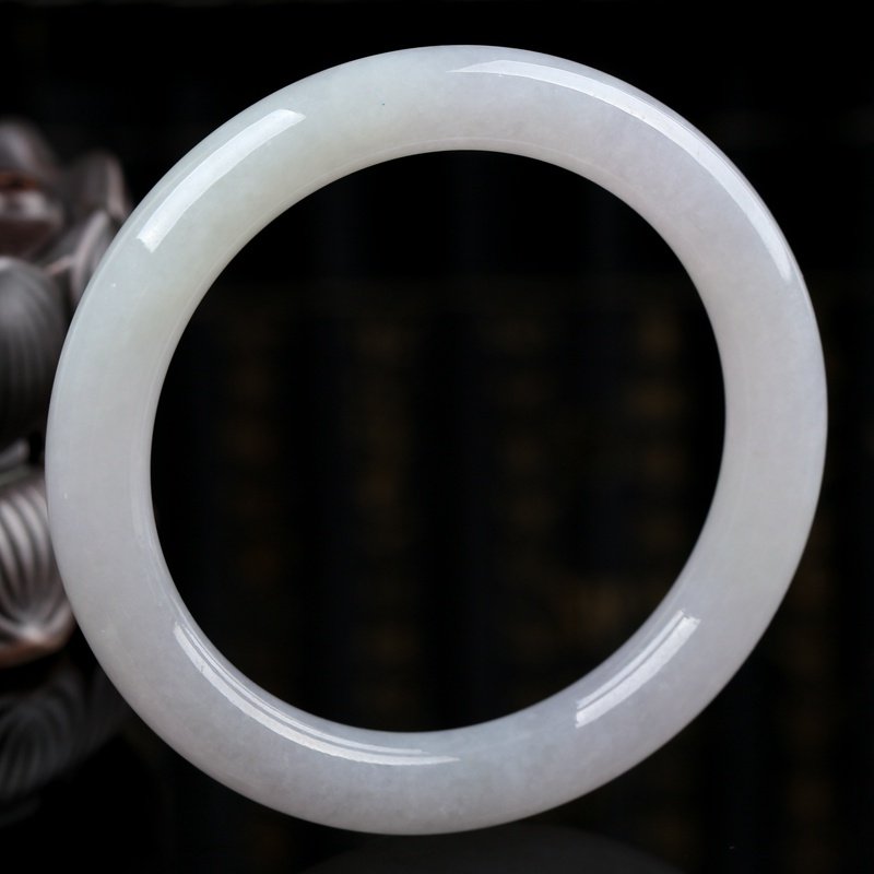 翡翠玉手镯天然a货冰糯种水润白圆条正圈拍卖圈口54.3mm48.26g