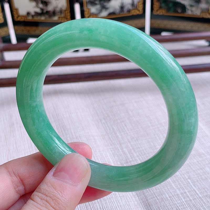 珍品拍卖缅甸老坑a货天然翡翠手环满绿圆条手镯73.96g内径57.6mm
