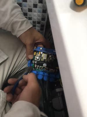 欧凯伦双人情侣扇形按摩浴缸好用吗?空间够不够大?