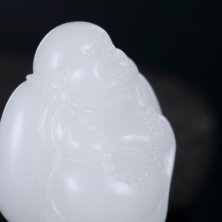 省级玉雕大师任翀作品新疆和田玉立体圆雕大肚弥勒佛女吊坠19克g1
