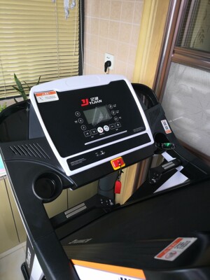 老铁揭秘,锐步和亿健跑步机哪个好?哪个减震好性价比高?