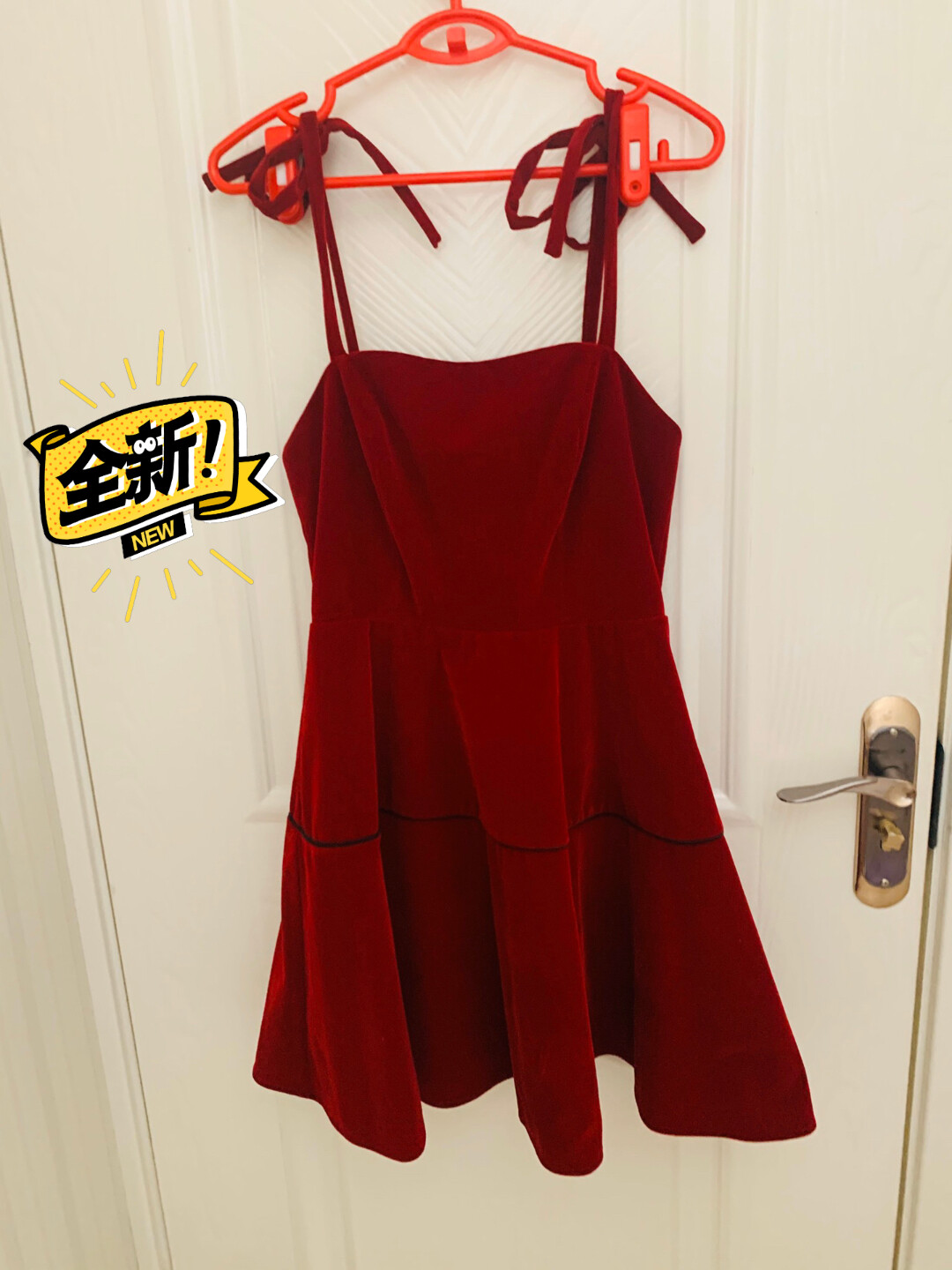 2021新款春装裙子红色丝绒吊带连衣裙女