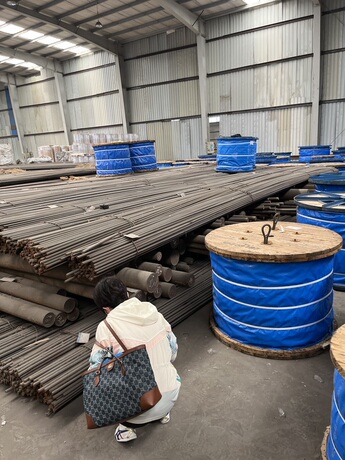 贸易有限公司存放于辽宁省沈阳市铁西区北一西路46号仓库内的一批钢材