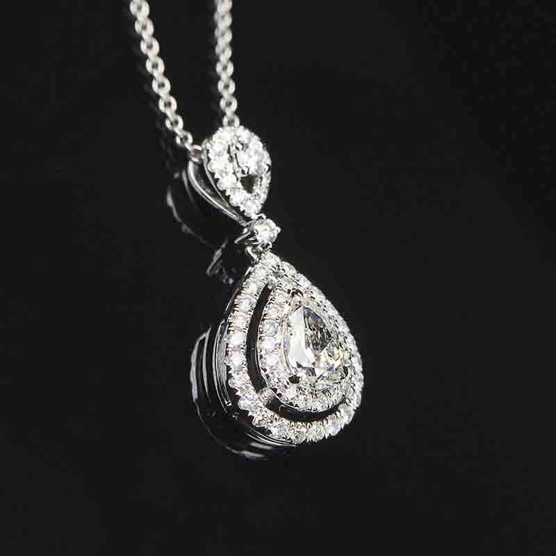 献和昌gia证书0.42克拉 颜色h 净度si1 18k金水滴形 钻石吊坠