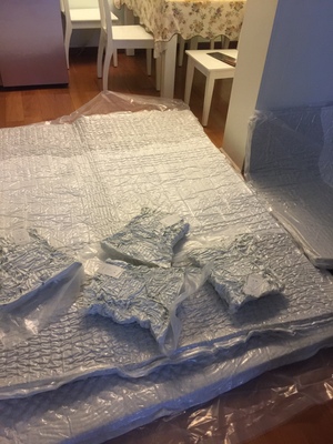 大家谈谈给父母用莱迪雅泰国天然乳胶床垫怎么样，会不会有味道？