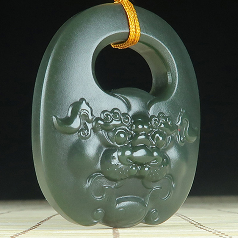 源头好货 高端藏品【守护】 和田玉 仿古兽面 16.71g