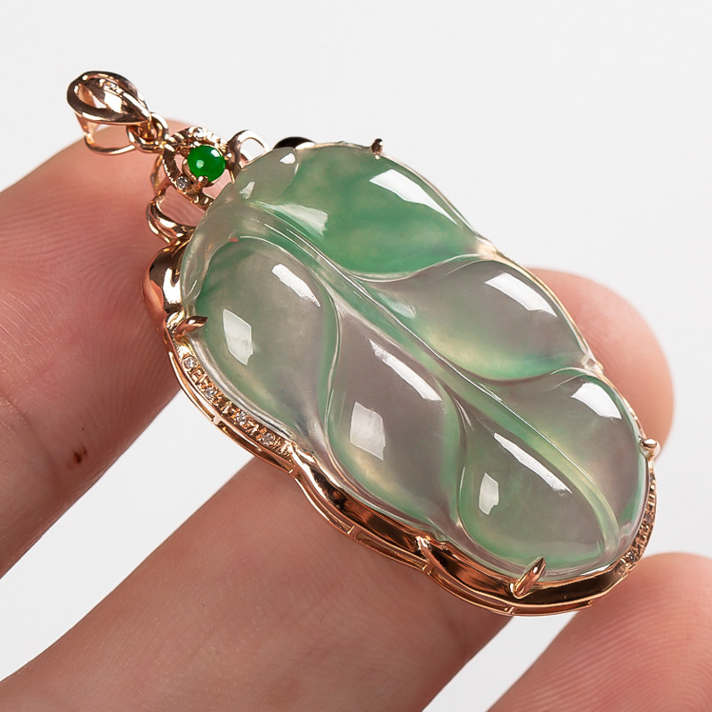 18k玫瑰金伴钻镶嵌翡翠a货老坑冰种树叶子吊坠7.16克