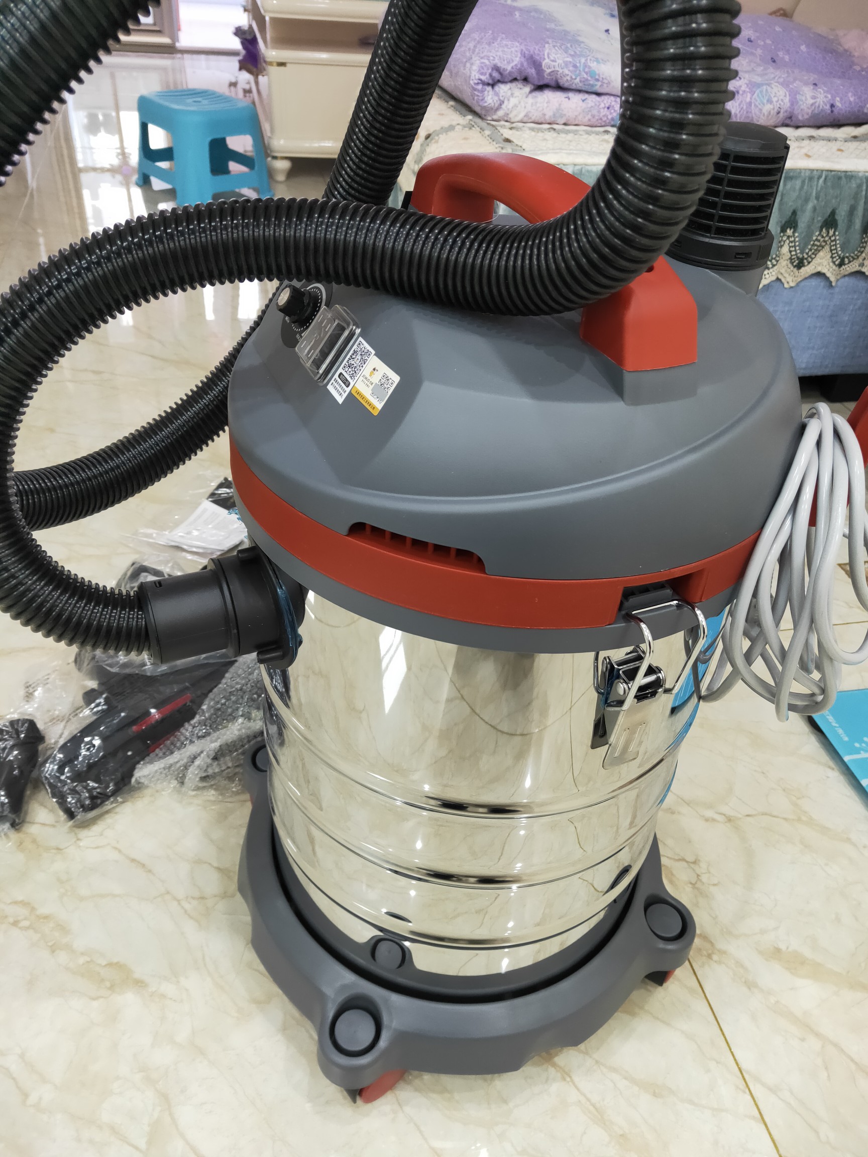 杰诺吸尘器jn-202-30l值得买吗?杰诺jn-202-30l实用,看买家评价