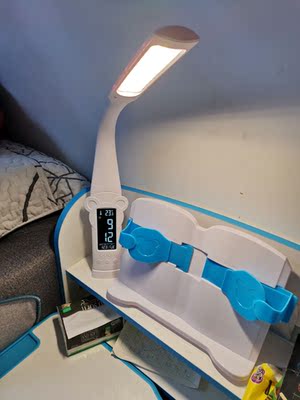 很想知道乐仙乐居儿童学习桌实木书桌怎么样?对孩子有帮助