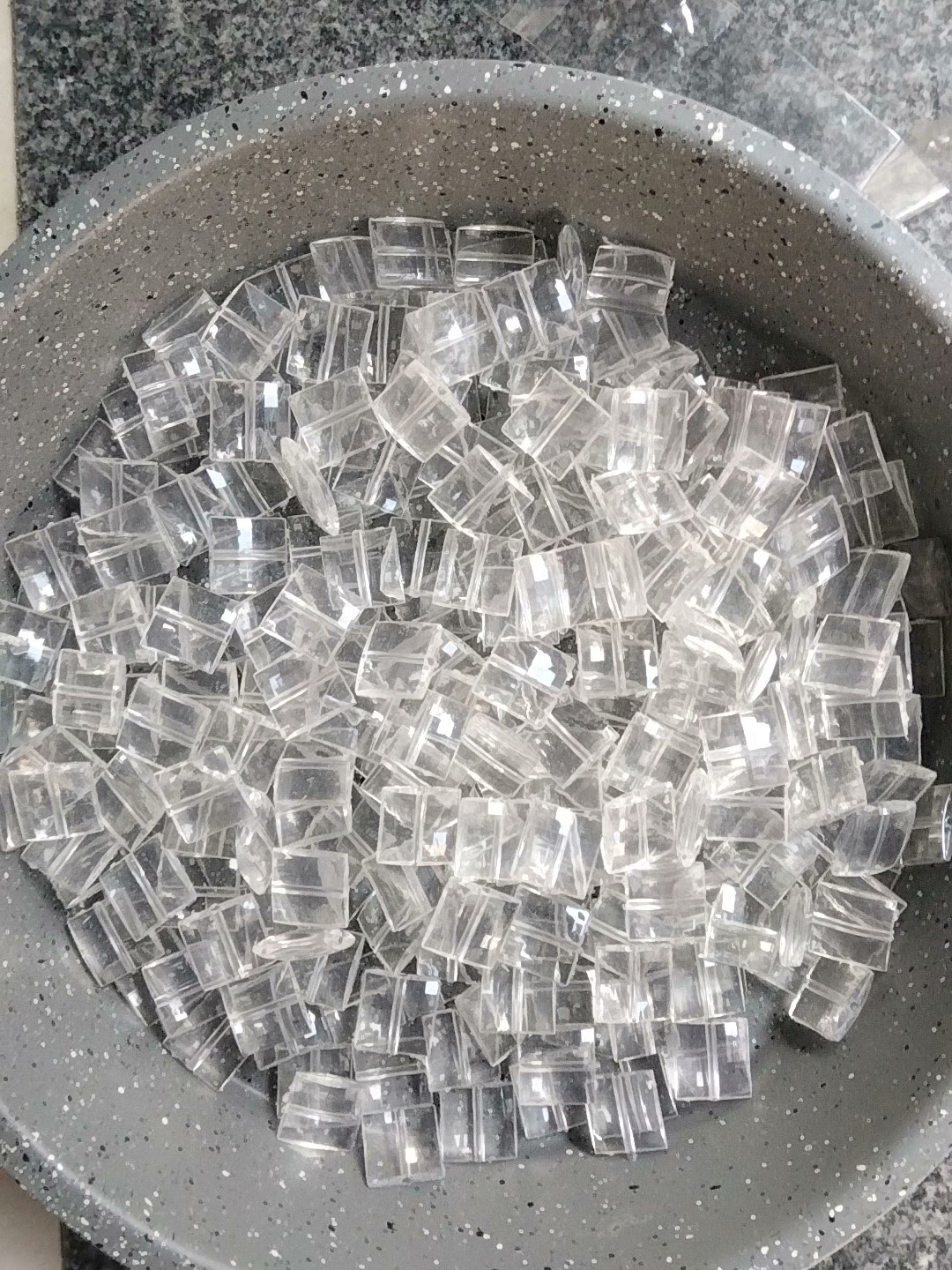不清楚是什么东西，也不清楚用途，20元包邮: