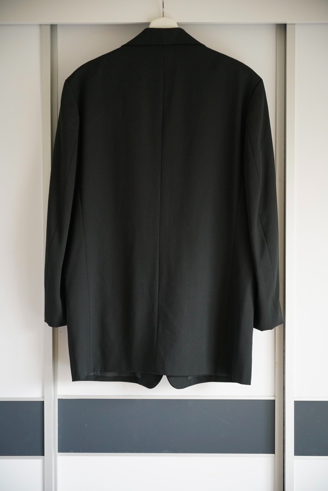 Yohji Yamamoto 01AW Contrast Collar Suit — front
